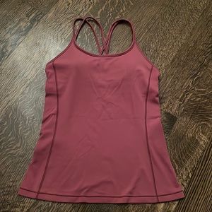 Maroon Lululemon tank with shelf bra size 6